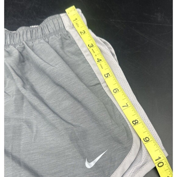 Nike Women’s Dri -Fit GRAY Tempo Running Shorts Elastic Waist Drawstring Sz M - Picture 9 of 10